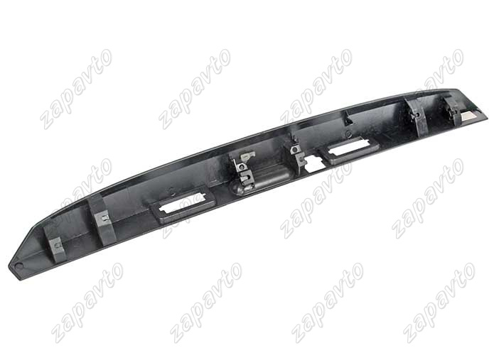 Накладка крышки багажника Веста седан с отверстием под камеру